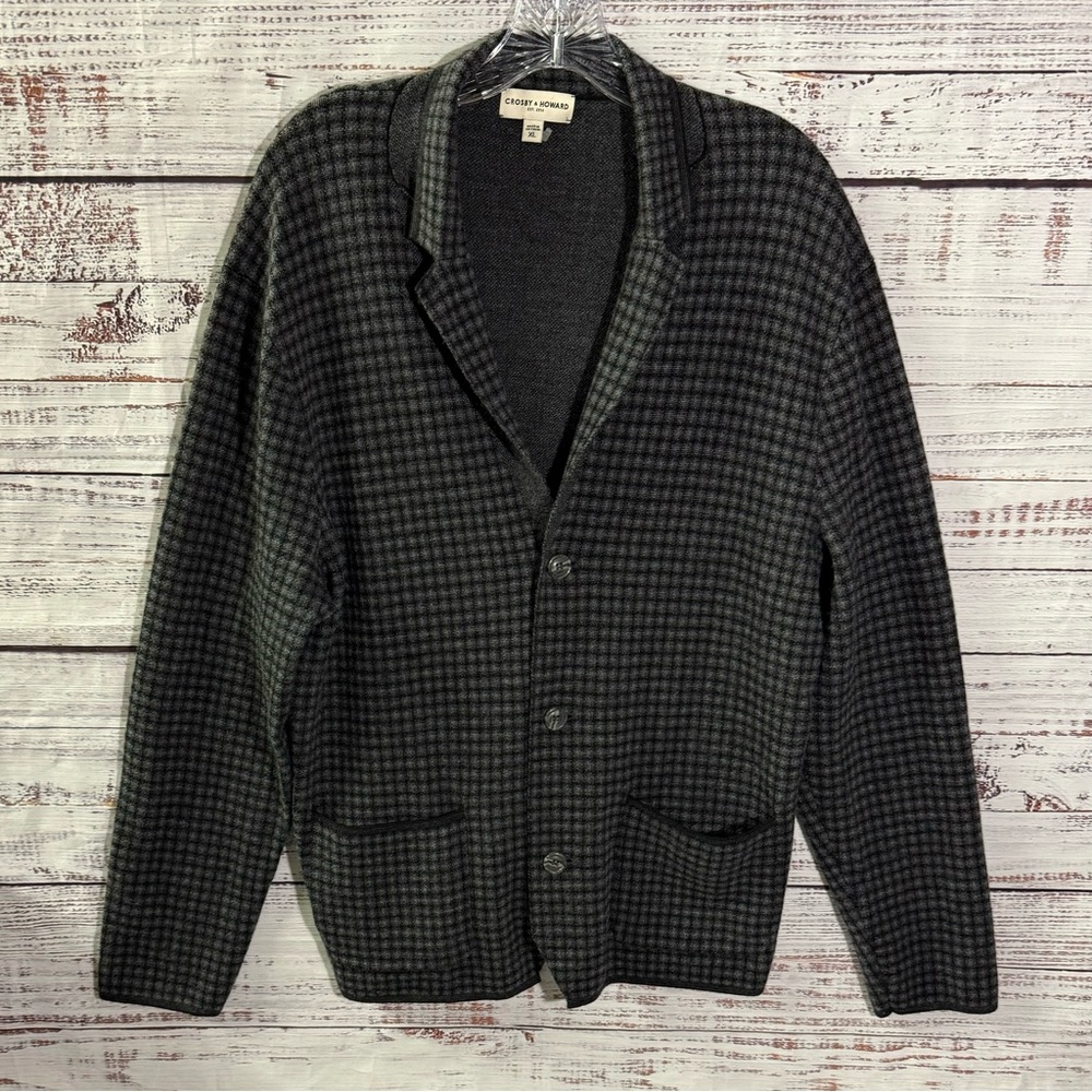 Crosby & Howard Gray Checkered Cardigan